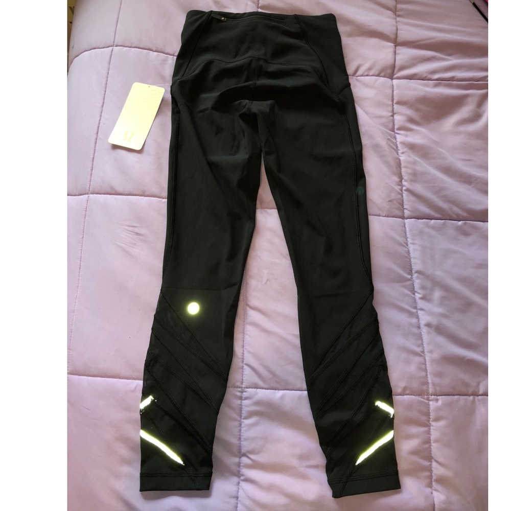 Lululemon Motionful 7/8 Tight Pants